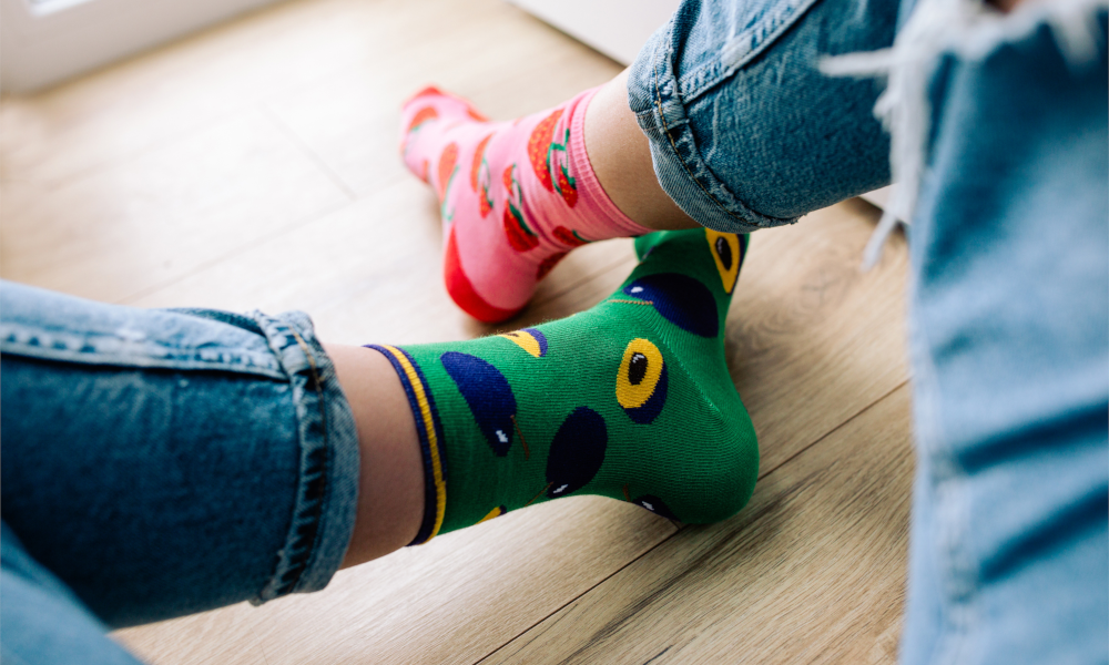 Skarpetki na wzór! Jak modnie nosić damskie wzorowane skarpetki? Podpowiadamy